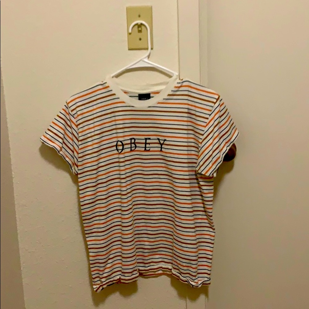 Obey t shirt